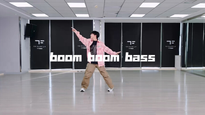【Zhang Yiran】boomboombass｜Cover ujian siswa SMP berusia empat belas tahun