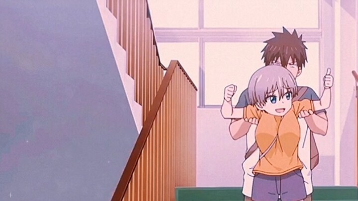 Upon learning that the male protagonist actually has a friend, the little one smiled like a loving m
