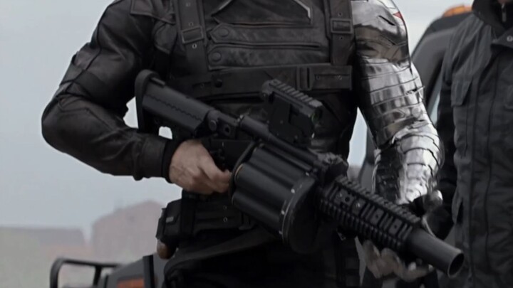 Who can stand the famous scene of the multi-barrel grenade launcher in the movie?