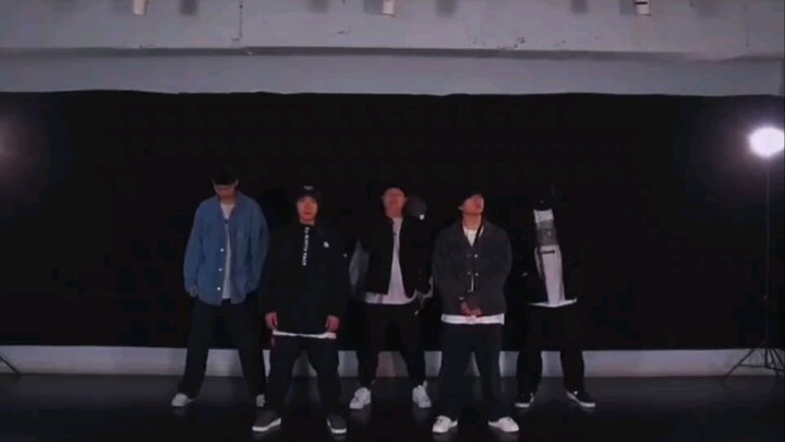 The overall framework of Hiphop dance has been mastered