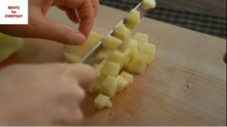 Japanese cooking : Baguette bowl with potato soup 2 #monNhat