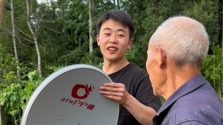 I have no idea why they’re always just sitting there, staring into space. There’s a TV, and now I’m 