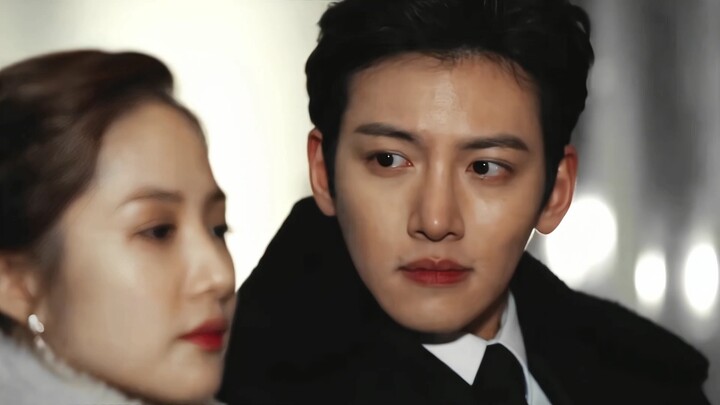 พวกคุณทั้งสองคนสวยมาก!