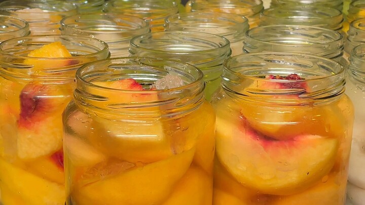 The kids’ summer vacation is over—time to make some fruit preserves and spicy strips they’ll love.