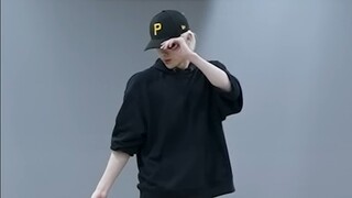 【เซิ่นเฉวียนรุ่ย ricky】เสื้อฮู้ดผู้ชายใหญ่ the way u are ถ่ายสดในห้องฝึกซ้อม