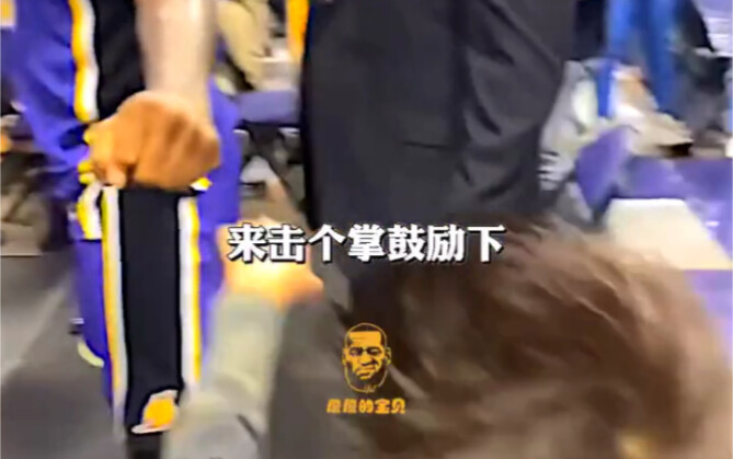 Thần tượng chất lượng luôn dùng lời nói và hành động của mình để truyền cảm hứng cho những người xun