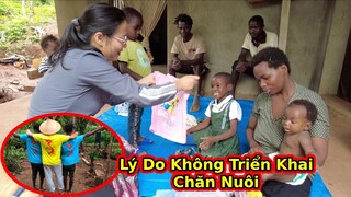 Tặng quà giáng sinh cho Các cháu Team Châu Phi||Lý do chưa làm chăn nuôi||2QVlogs Cuộc Sống Châu Phi