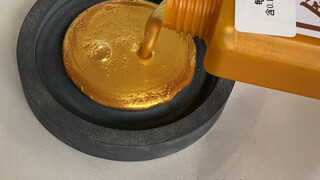 用这种墨水一字千金啊