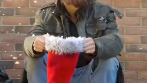 พบสามีมหาเศรษฐีไร้บ้านในวันคริสต์มาสต์ ซับไทย