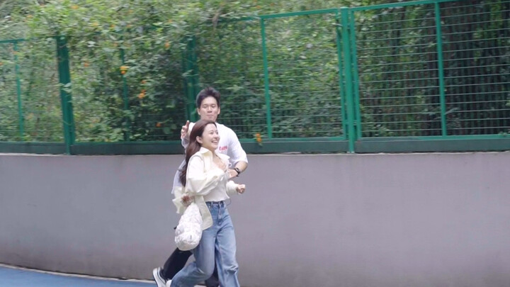 Treating love like a game, with a little bit of pouting now and then～