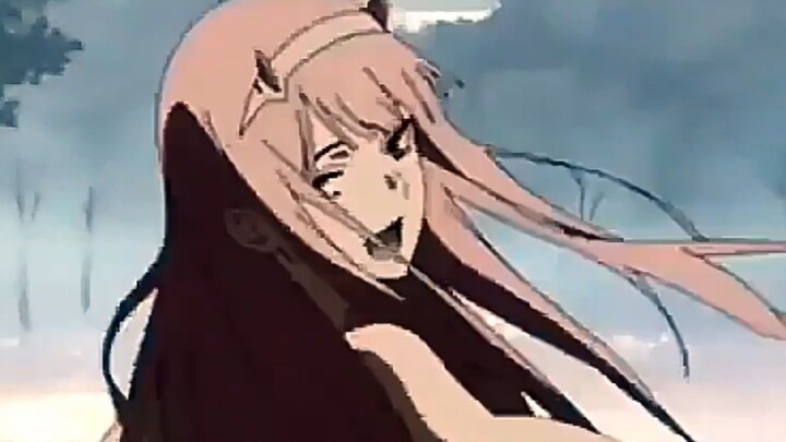 Cewek ini sangat bahagia