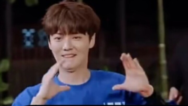 การดวลเต้นใครชนะ? (ลู่หาน vs นักแสดง)