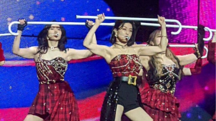 فرقة الفتيات ذات العضلات