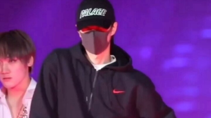 Why is Wang Yibo’s dancing so captivating…?