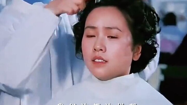 Film romantis yang indah kini berubah menjadi film fiksi ilmiah.