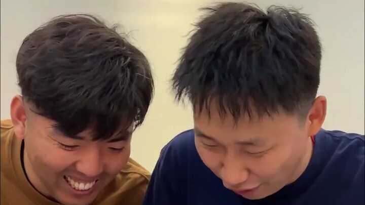 ความท้าทายครั้งใหญ่ในห้องนอน! เกมต่อจิ๊กซอว์ที่เต็มไปด้วยความเร็วและความตื่นเต้น ใครจะเป็นผู้ยิ้มได้