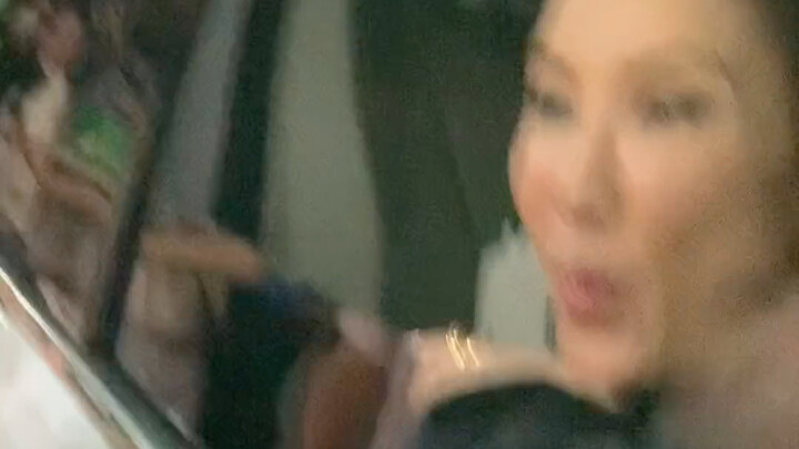 How could the sunny and cheerful Coco Lee possibly have depression? I just can’t accept it.