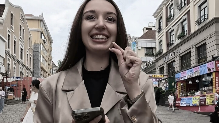 Photo in a Bottle: The Ukrainian Girl