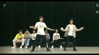 【张真源 贺峻霖】公子深藏不露学到了精髓 贺老师也是可以的