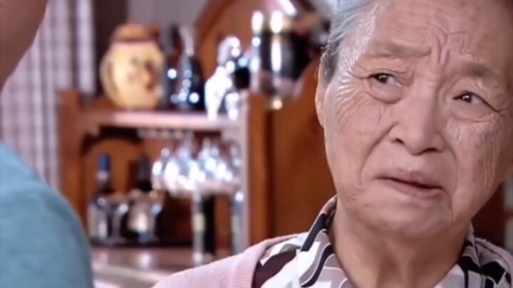 ปูขน 8 ตัวถูกส่งไปแล้ว 5 ตัว คุณจะเลือกไม่กิน แล้วเก็บไว้ให้แม่สามี สามี และลูกชายไหม?