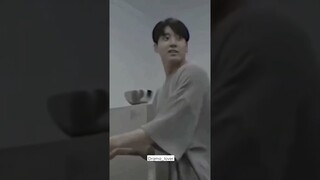 Life hack by #jungkook❤️🤩 #bts #jungkook #lifehacks #funny #jin #btsarmy #btsshorts