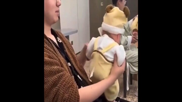 Mấy người này có ăn bánh rán không hả hahaha
