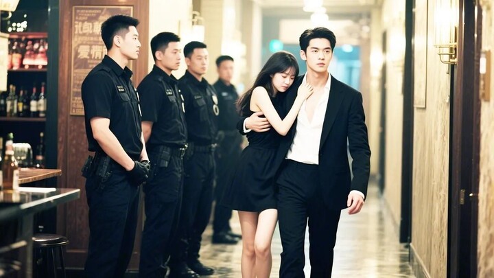 Tunangan brengsek sengaja tak hadir di pernikahan,gadis menikah miliarder tampan yang memanjakannya!