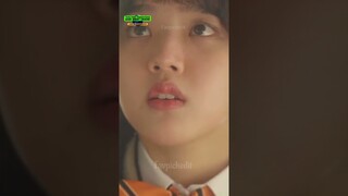 The happiness on her face 😍😂 #parksolomon #chaeunwoo #choyihyun #kimhyanggi #kdrama #favpickedit