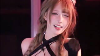 米娜 Minana呀 猫步轻俏