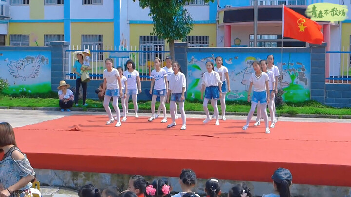 萌娃来袭！活力演绎《鸭梨大》