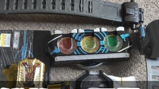 [F Unboxing] Exaid belt Kamen Rider hanya berharga 30R? ! Tidak terlalu harum╰(*´︶`*)╯