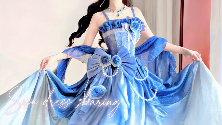 تبدو نجوم السماء وكأنها ترقص على حواف تنورتي! هذه التنانير ستكون مثالية لحفل البلوغ — ستخطف الأضواء 