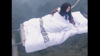 这睡觉的地方就......极其离谱！