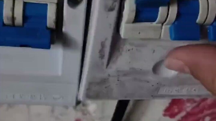 It just won't close, it absolutely won't close.