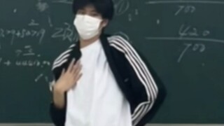 A few minutes to quickly strip Gidle-Queencard Male college student speed strip