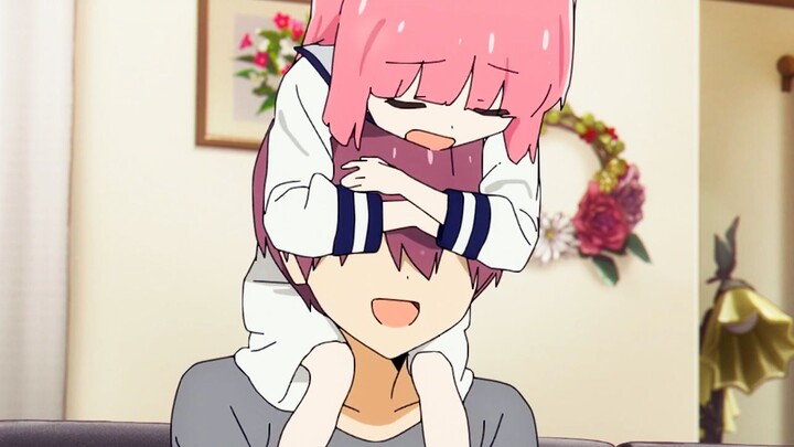 "Hehe, Erli rides on my face, hehe"