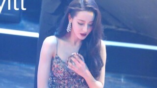 You can always trust Dilraba Dilmurat's beauty and body proportions!!!