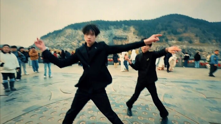 ألف كهف للحماية، سلام وطمأنينة في العصر السلمي.