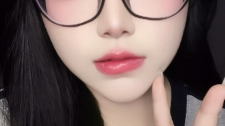 【Shi Xiaoqi】has uploaded a new video—come check it out!