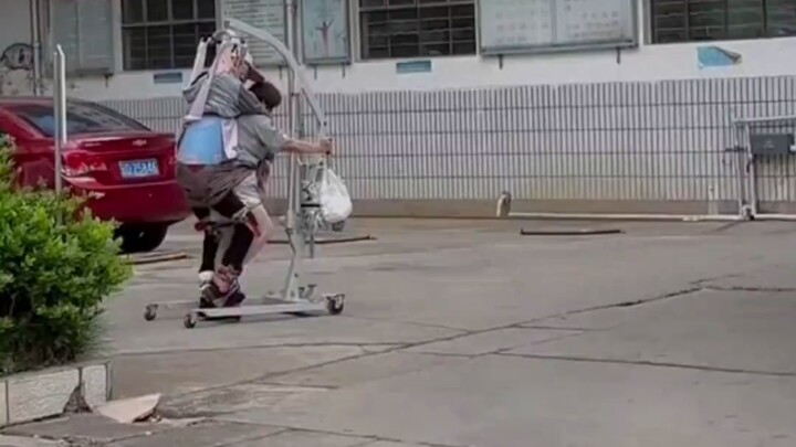 أنا أحب أمي، فأمي هي الوحيدة في العالم التي لن تتخلى عنك أبدًا.