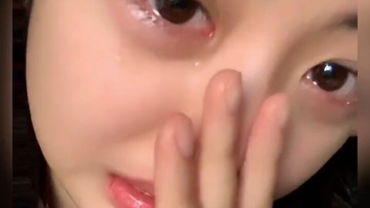 A roundup of those ladies who were so frustrated while gaming they cried!