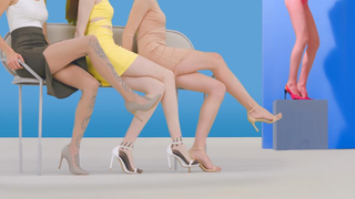 เวลาโฆษณาถุงน่อง