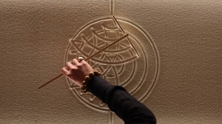 Bedtime recommendation! Super stress-relieving and healing—absolutely soothing for OCD sufferers.