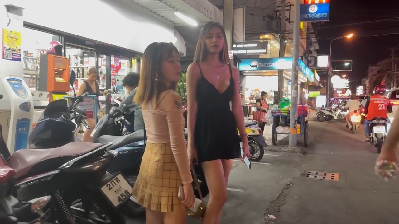 [4k] Thailand Pattaya Nightlife! Soapy massage shop, Soi Bua Khao, Walking  stree Female Ladyboy Hot - BiliBili