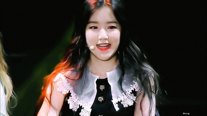 Ye Shuhua juga dikenal sebagai komedian di kolom komentar Weibo