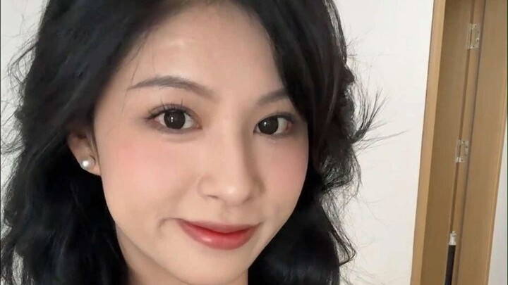 00后现状：哄完自己到国庆 再哄自己到新年 日子越来越有盼头了