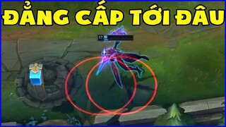 Muốn biết đẳng cấp của bản thân tới đâu hãy gặp đội hình này, Tyler1 gặp được đồng đội có chung suy