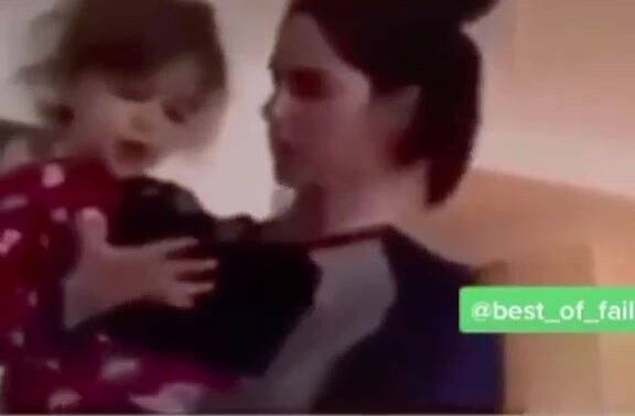Contoh kesalahan dalam mengajar anak memanggil mereka ayah