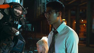 Chappie: "Mengapa menciptakan aku dan kemudian membiarkan aku mati?"
