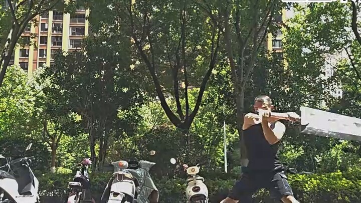 วิดีโอฝึกดาบมังกรหนังต้นฉบับของ Guts บน BW2025